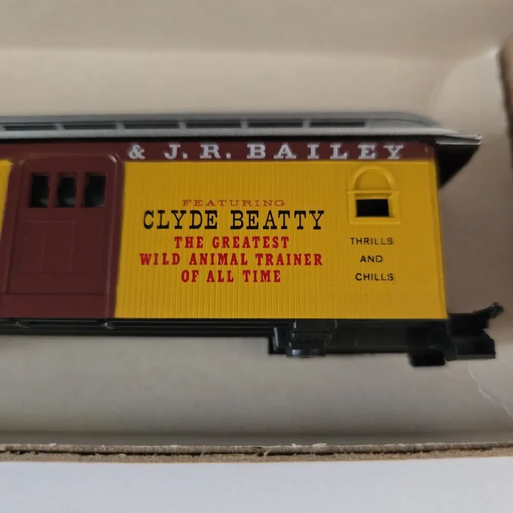 VTG Roundhouse HO Barnum & Bailey Circus Baggage Car Kit #3795 Clyde Beatty